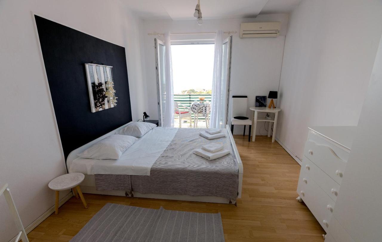Apartment Eneja Rab Town Exteriér fotografie
